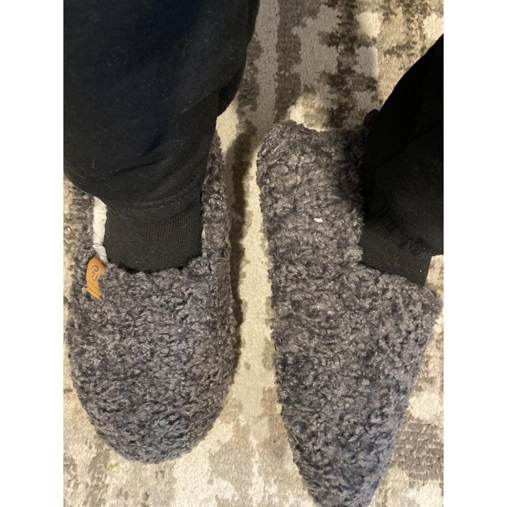 🆕EverFoam‎ Women Dark Grey Faux Shearling Memory Foam Lightweight House Shoes